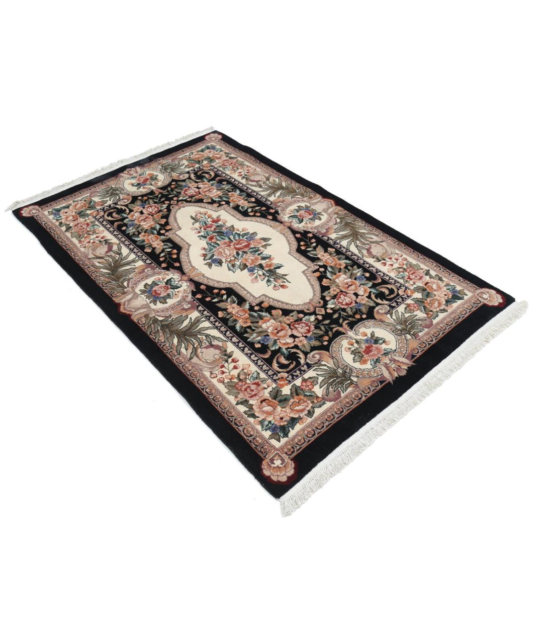 Pakistani Oriental Rug 3' 10" x 5' 10" Hand-Knotted | No. AT60919