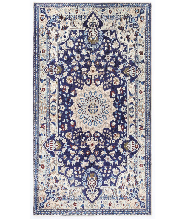Hand Knotted Nain Wool Rug 3'  10" x 7'  0" - No. AT66067