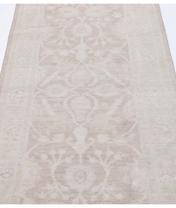 Hand Knotted Serenity Wool Rug 2' 9" x 9' 11" - No. AT738517