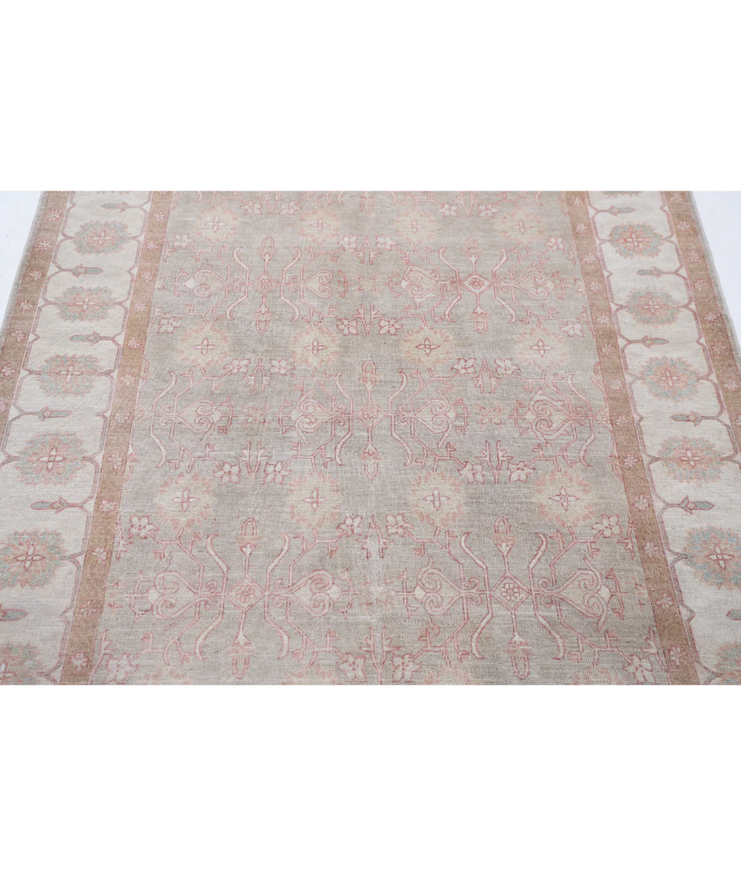 Hand Knotted Serenity Wool Rug 4' 9" x 6' 6" - No. AT157940