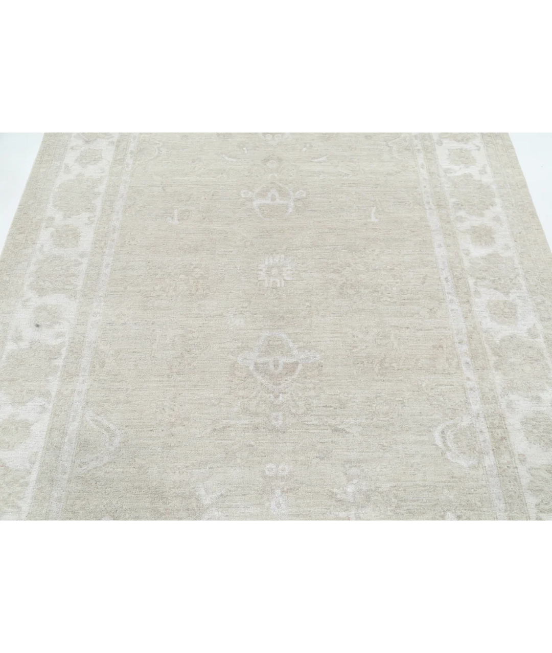 Hand Knotted Serenity Wool Rug 5' 5" x 7' 9" - No. AT55339