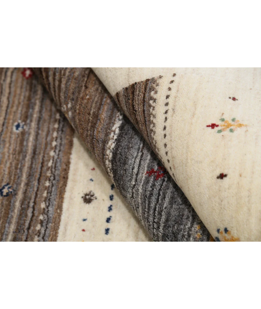 Ivory Indian Lori Rug 6' 5" x 9' 8" Hand-Knotted view
