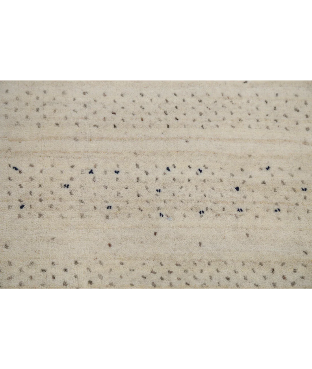 Ivory Indian Oriental Rug 8' 2" x 9' 8" Hand-Knotted close-up