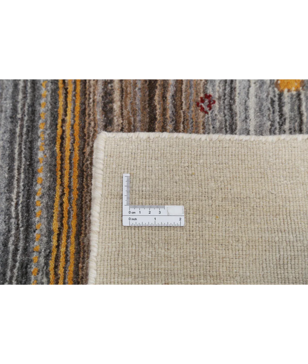 Ivory Indian Oriental Rug 6' 8" x 9' 9" Hand-Knotted detail