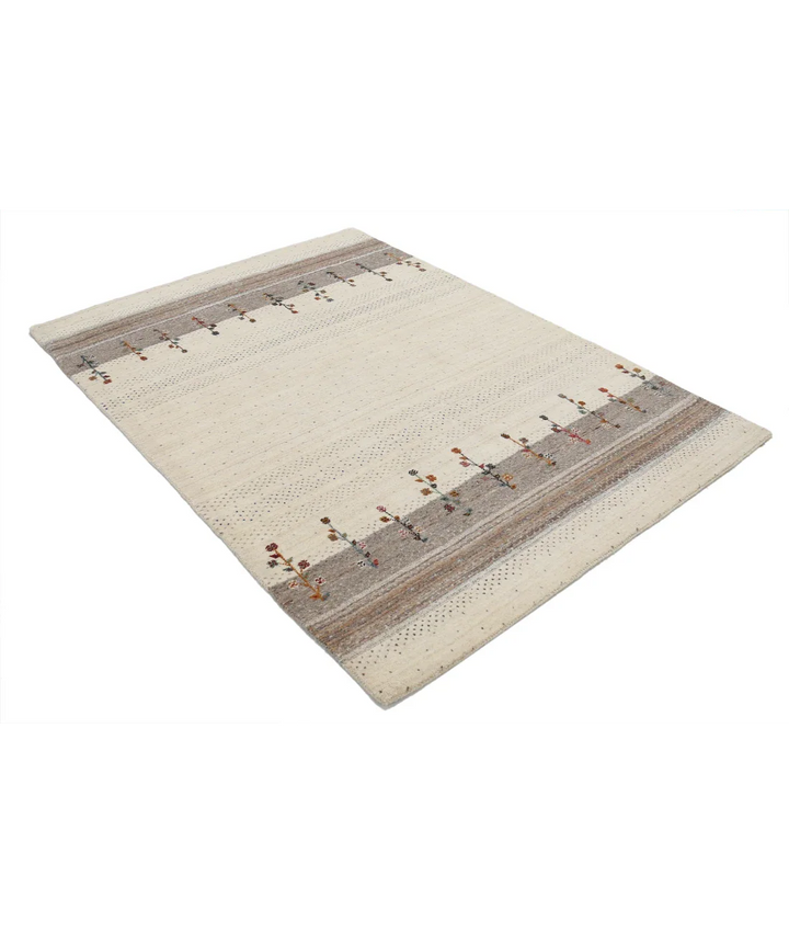 Ivory Indian Lori Rug 4' 7" x 6' 5" Hand-Knotted border