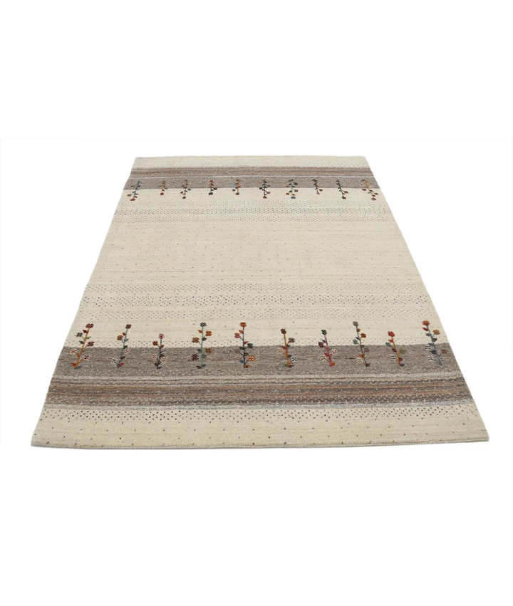 Ivory Indian Lori Rug 4' 7" x 6' 5" Hand-Knotted pattern
