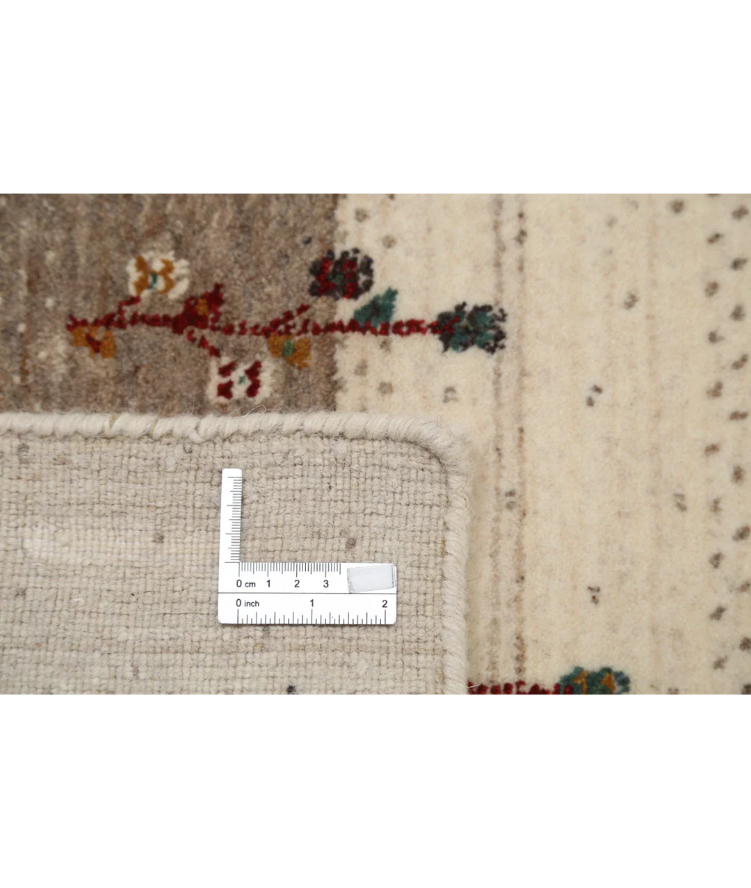 Ivory Indian Lori Rug 4' 6" x 6' 3" Hand-Knotted detail