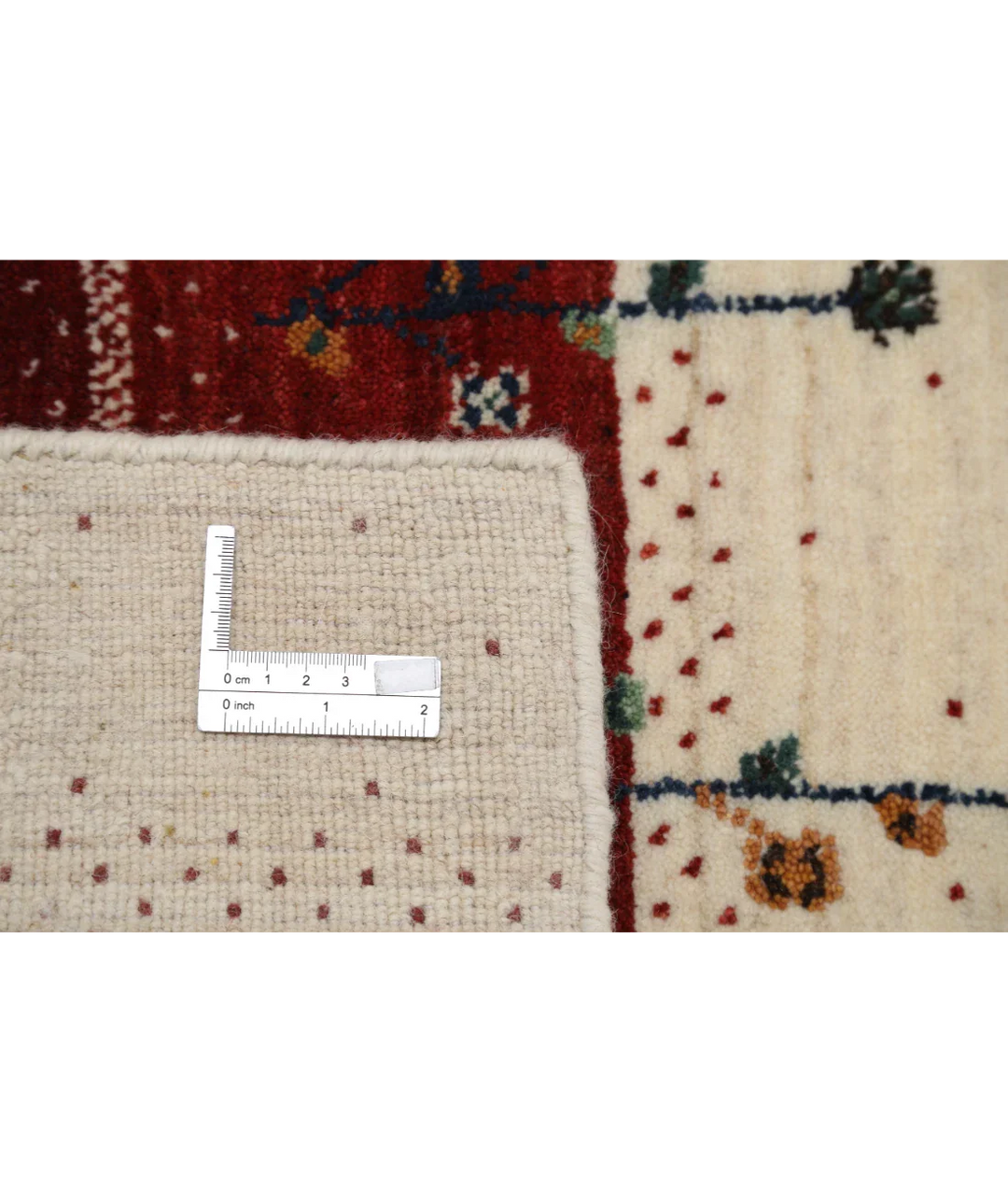 Ivory Indian Oriental Rug 4' 6" x 6' 6" Hand-Knotted detail