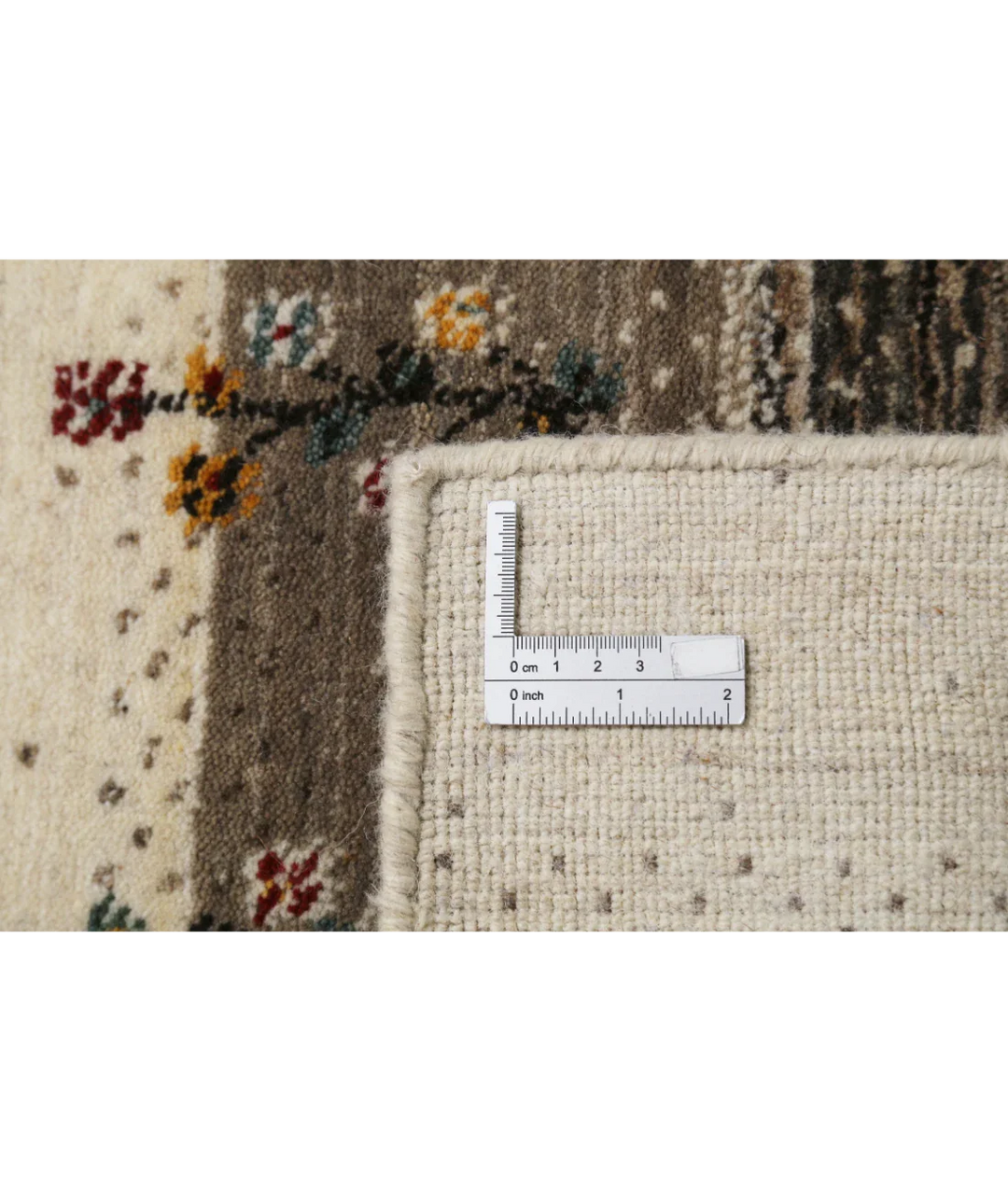 Ivory Indian Oriental Rug 4' 9" x 6' 5" Hand-Knotted detail