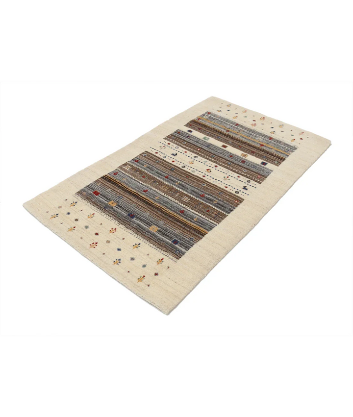 Ivory Indian Oriental Rug 3' 1" x 5' 2" Hand-Knotted field