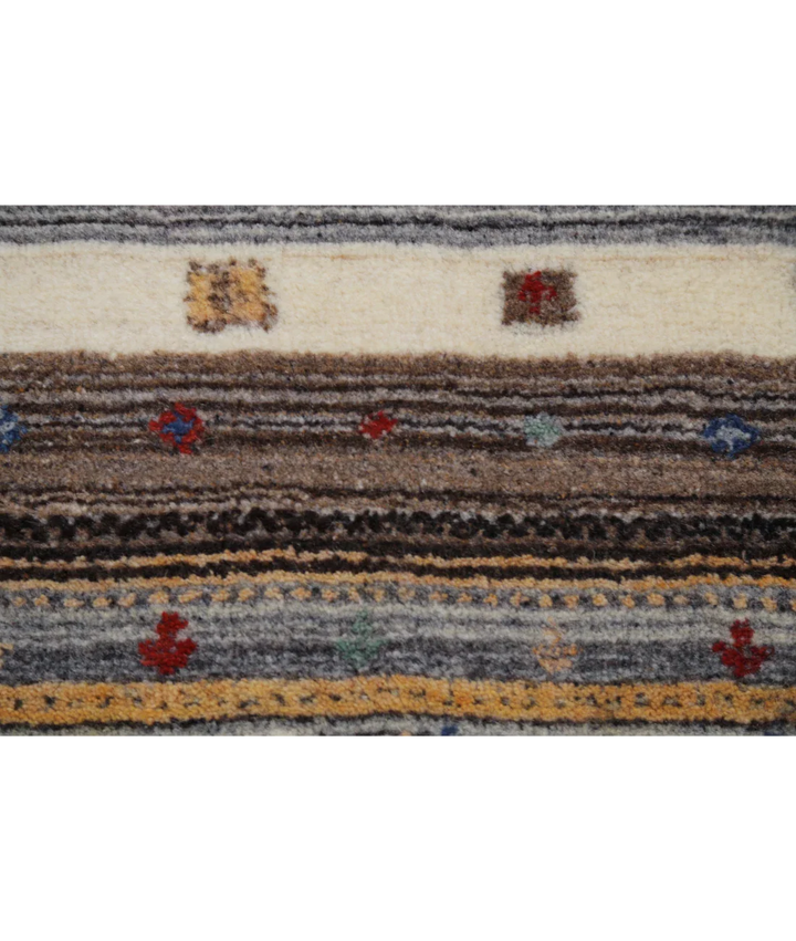 Ivory Indian Lori Rug 3'1" x 5'2" Hand-Knotted close-up