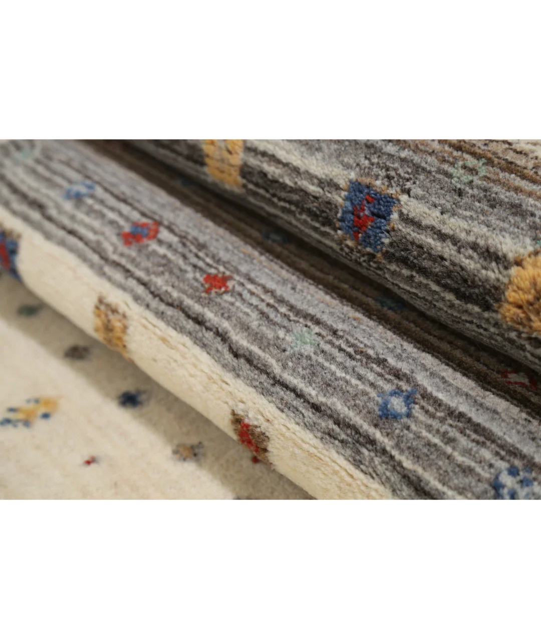 Ivory Indian Lori Rug 3'1" x 5'2" Hand-Knotted view