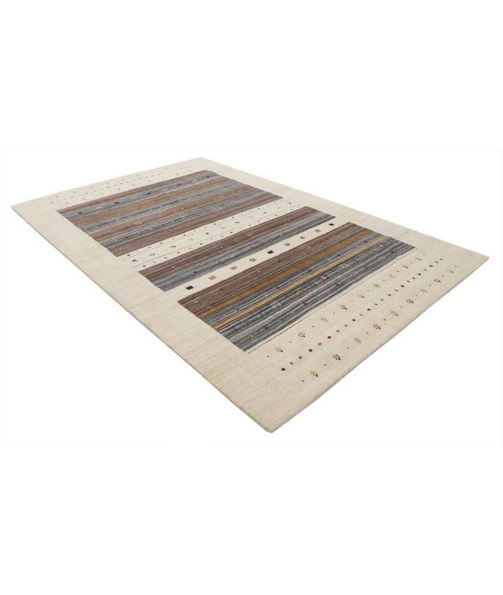 Ivory Indian Lori Rug 6' 6" x 9' 10" Hand-Knotted border