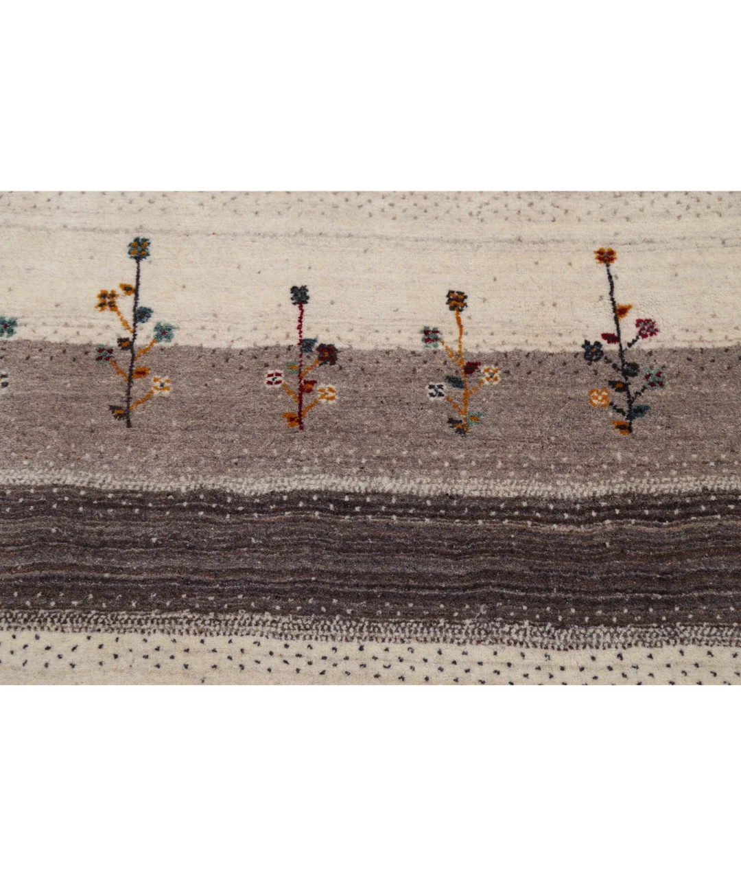 Ivory Indian Oriental Rug 5' 7" x 7' 9" Hand-Knotted close-up
