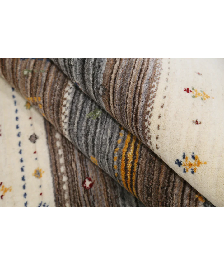 Ivory Indian Lori Rug 5' 7" x 7' 10" Hand-Knotted view