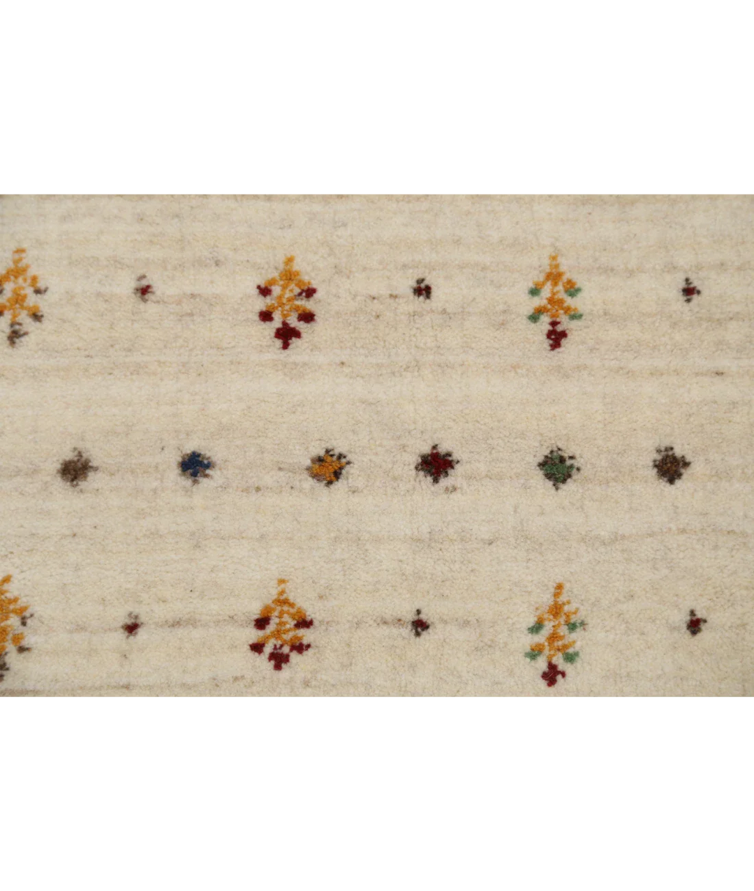 Ivory Indian Lori Rug 5' 8" x 7' 10" Hand-Knotted close-up