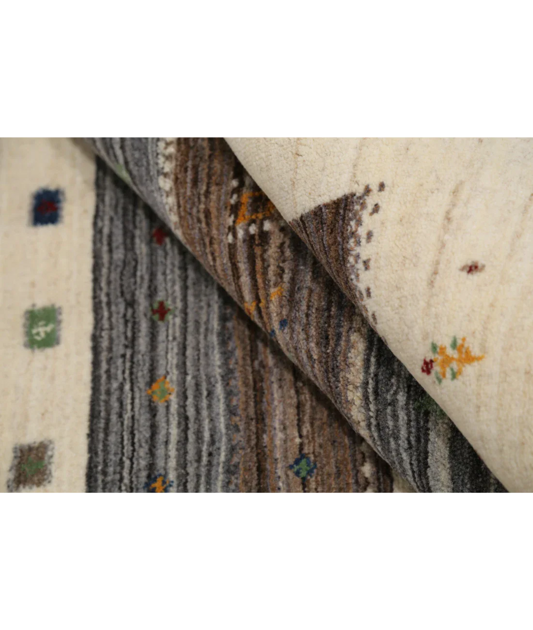 Hand Made Lori Wool Rug 5' 8" x 7' 10" - No. AT17840