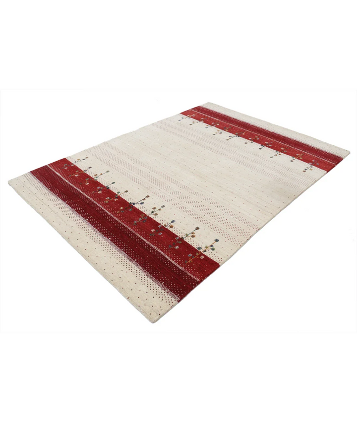 Ivory Indian Oriental Rug 5' 4" x 7' 6" Hand-Knotted field