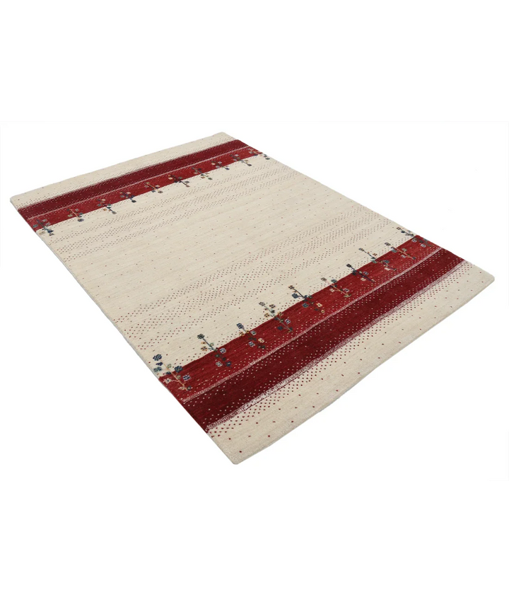 Ivory Indian Oriental Rug 4' 8" x 6' 7" Hand-Knotted border