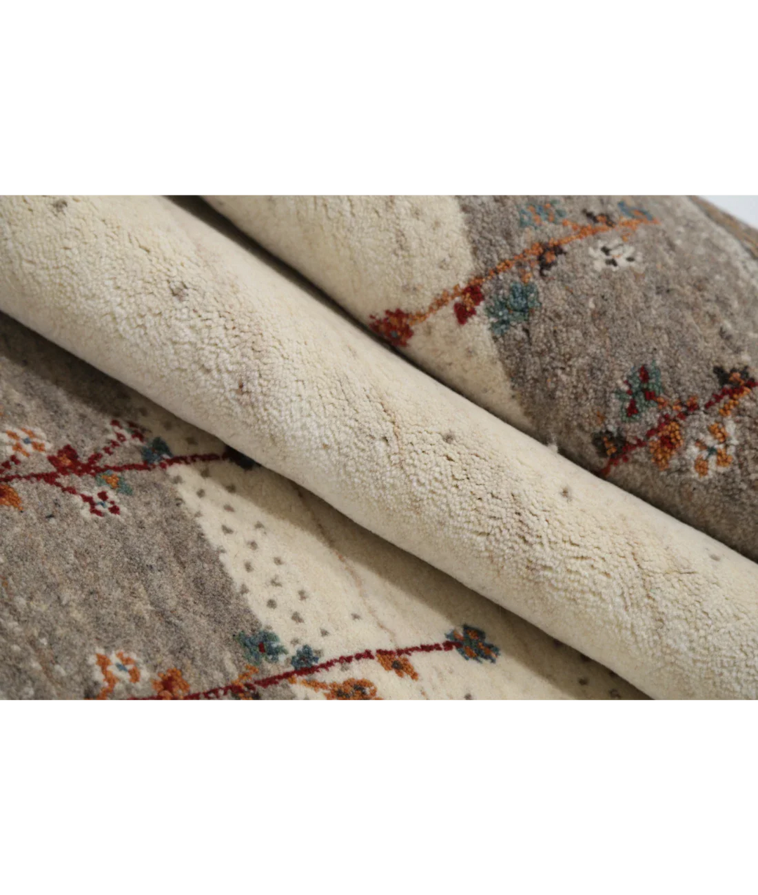 Ivory Indian Oriental Rug 4' 6" x 6' 5" Hand-Knotted view