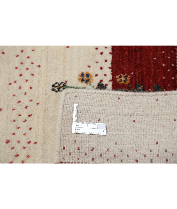 Ivory Indian Lori Rug 4' 7" x 6' 5" Hand-Knotted detail