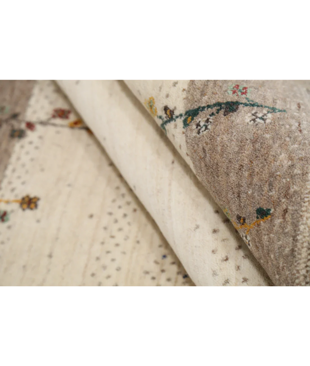 Ivory Indian Oriental Rug 4' 8" x 6' 7" Hand-Knotted view