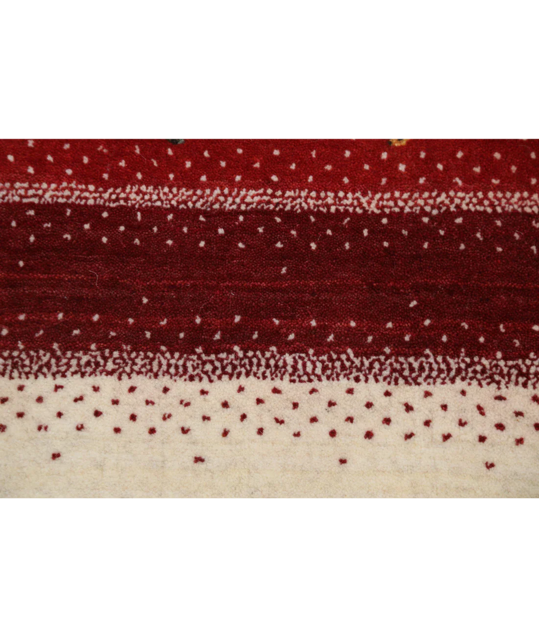 Ivory Indian Lori Rug 4' 7" x 6' 0" Hand-Knotted close-up