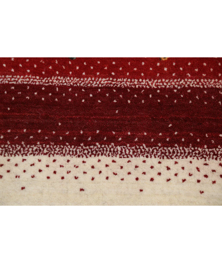 Ivory Indian Lori Rug 4' 7" x 6' 0" Hand-Knotted close-up