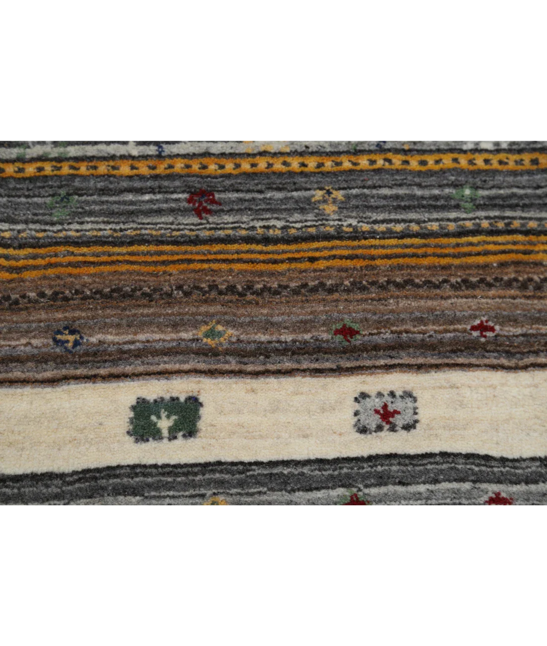Ivory Indian Oriental Rug 3' 10" x 5' 10" Hand-Knotted close-up