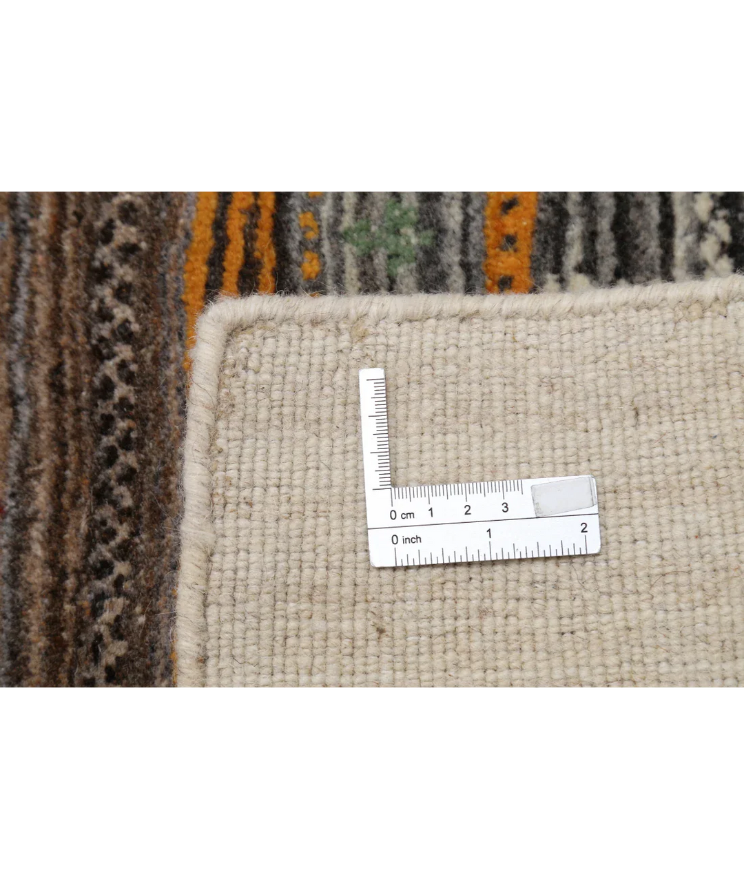 Ivory Indian Lori Rug 4' 0" x 5' 11" Hand-Knotted detail