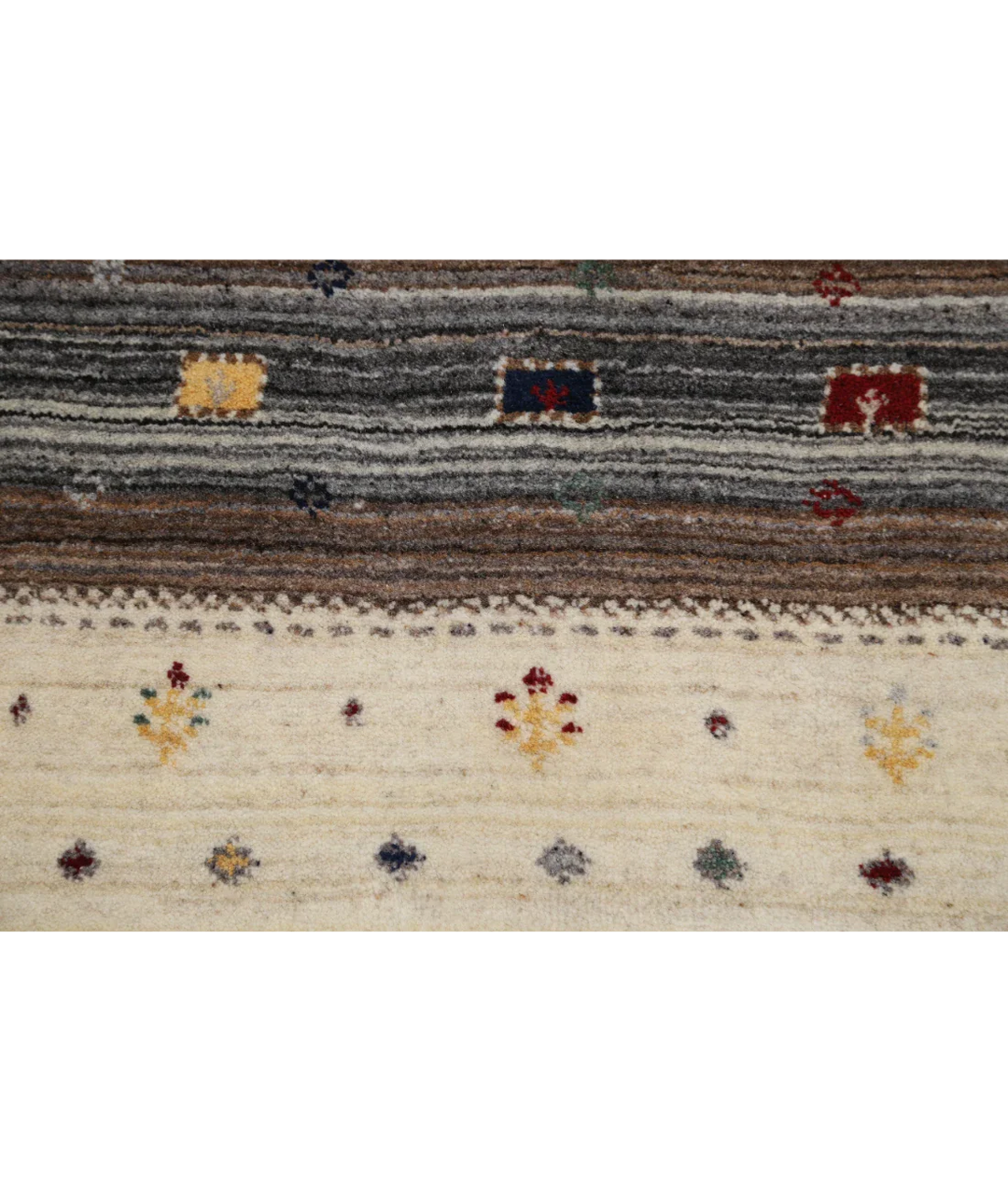 Hand Made Lori Wool Rug 3' 11" x 5' 11" - No. AT85338