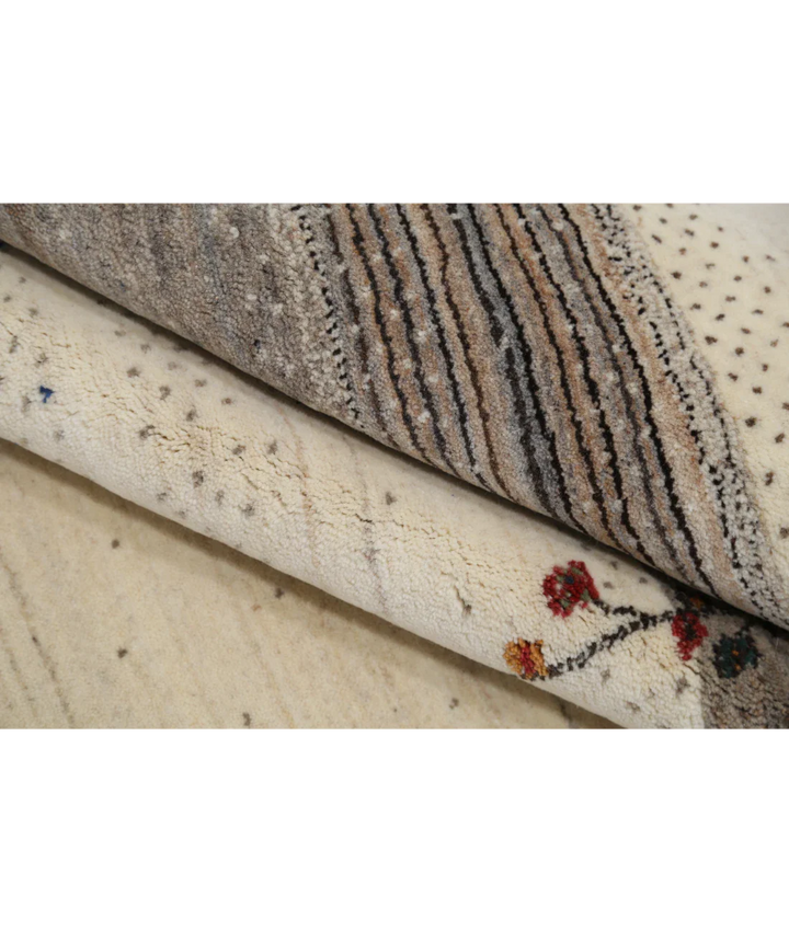 Hand Made Lori Wool Rug 5' 3" x 7' 5" - No. AT90043