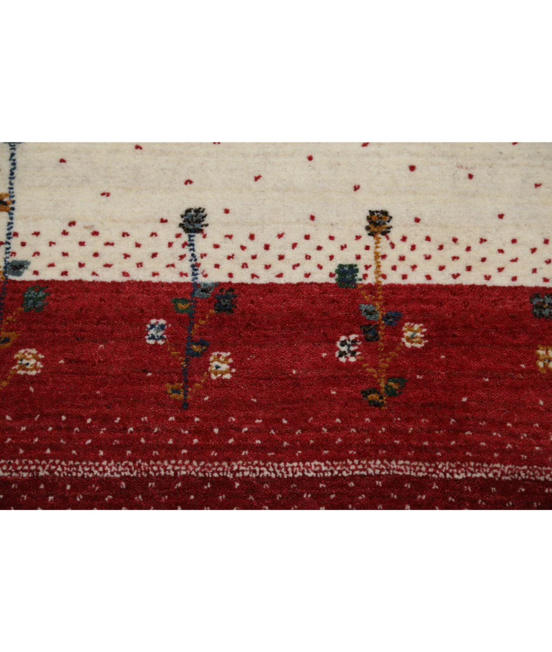 Ivory Indian Lori Rug 5' 4" x 7' 8" Hand-Knotted close-up