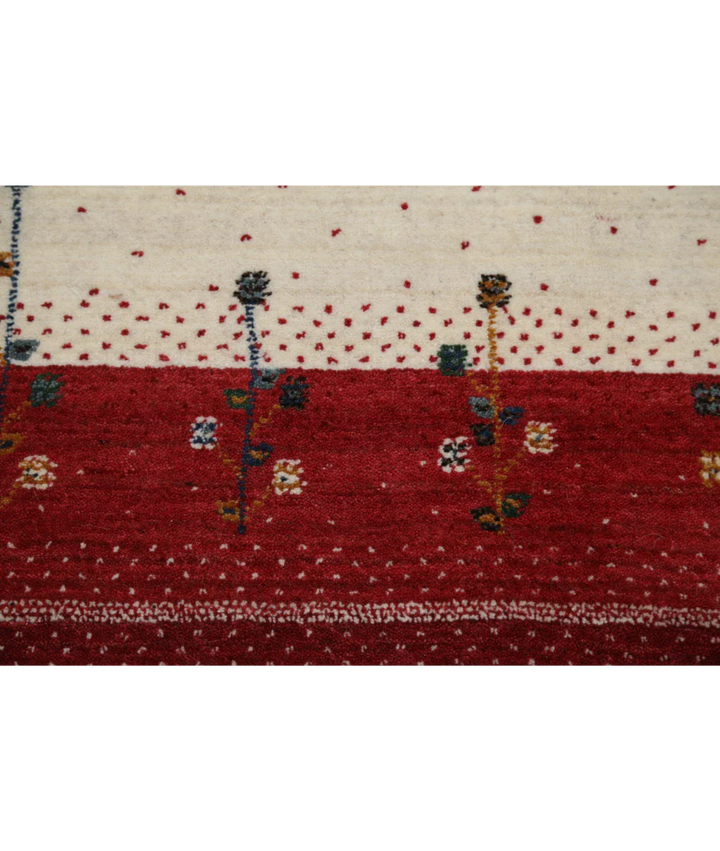 Ivory Indian Lori Rug 5' 4" x 7' 8" Hand-Knotted close-up