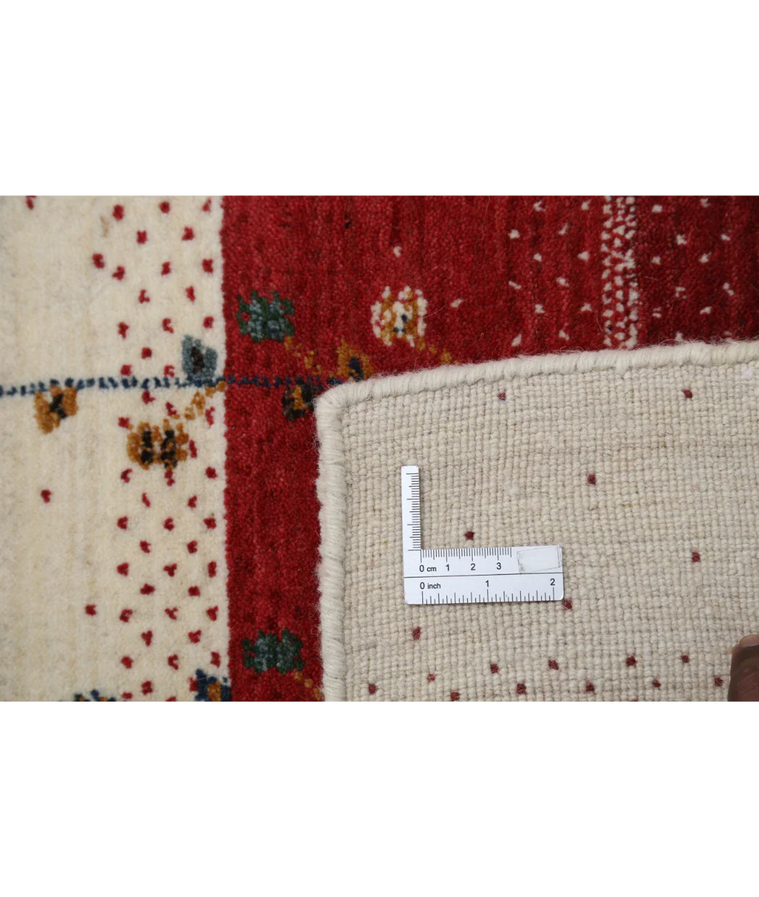 Ivory Indian Lori Rug 5' 4" x 7' 8" Hand-Knotted detail