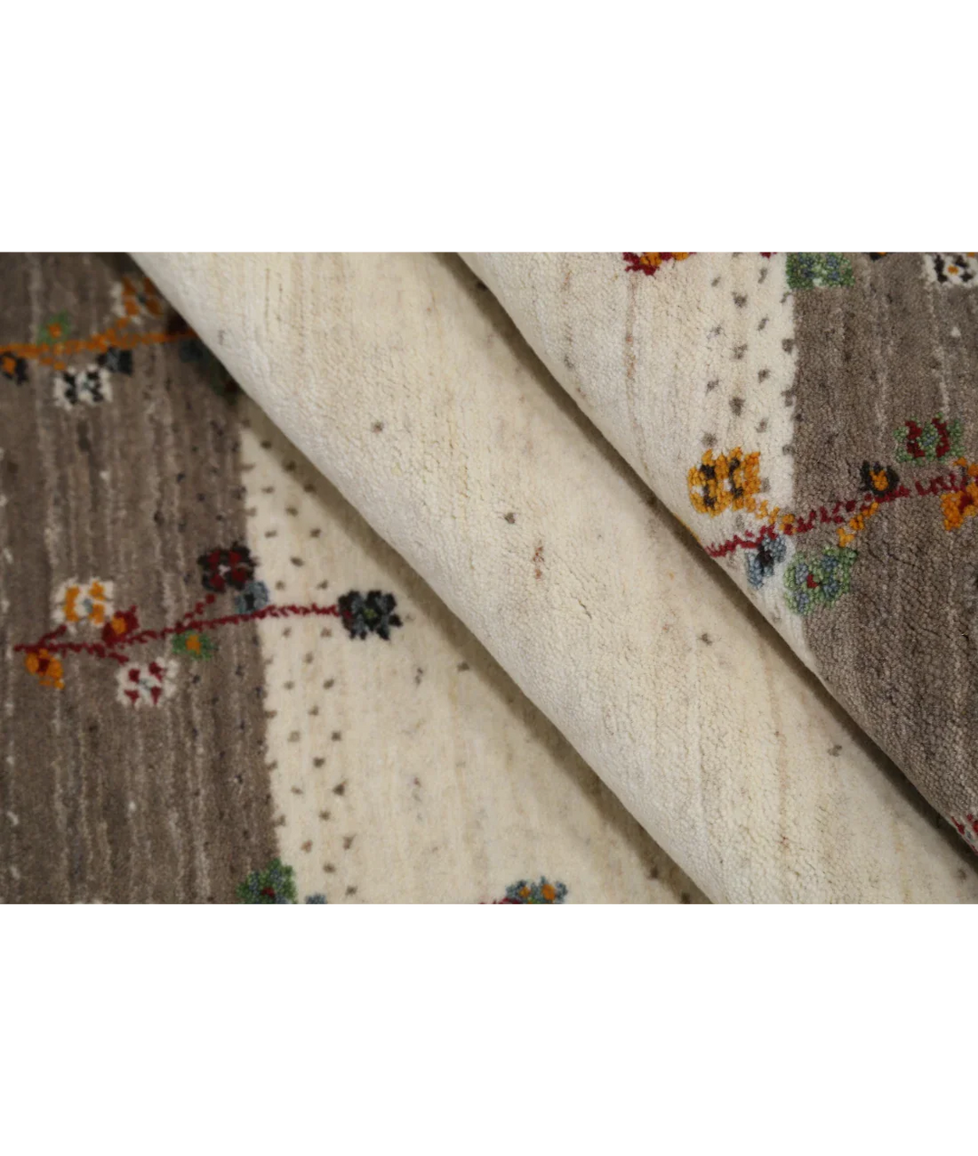Ivory Indian Oriental Rug 4' 8" x 6' 6" Hand-Knotted view