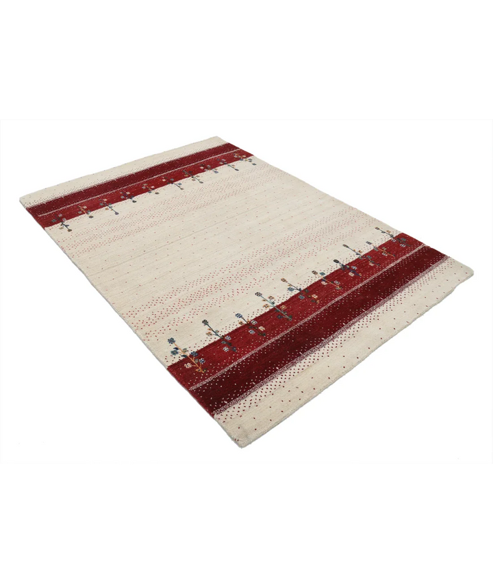 Ivory Indian Lori Rug 4' 7" x 6' 5" Hand-Knotted border