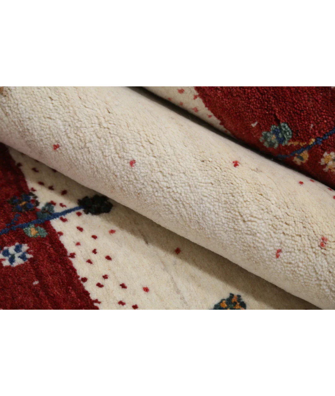 Ivory Indian Lori Rug 4' 7" x 6' 5" Hand-Knotted view