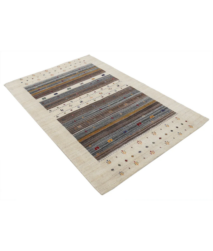Ivory Indian Lori Rug 3' 11" x 5' 9" Hand-Knotted border