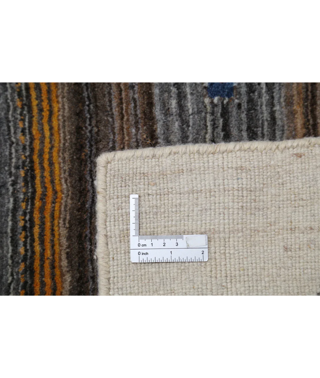 Ivory Indian Lori Rug 3' 11" x 5' 9" Hand-Knotted detail