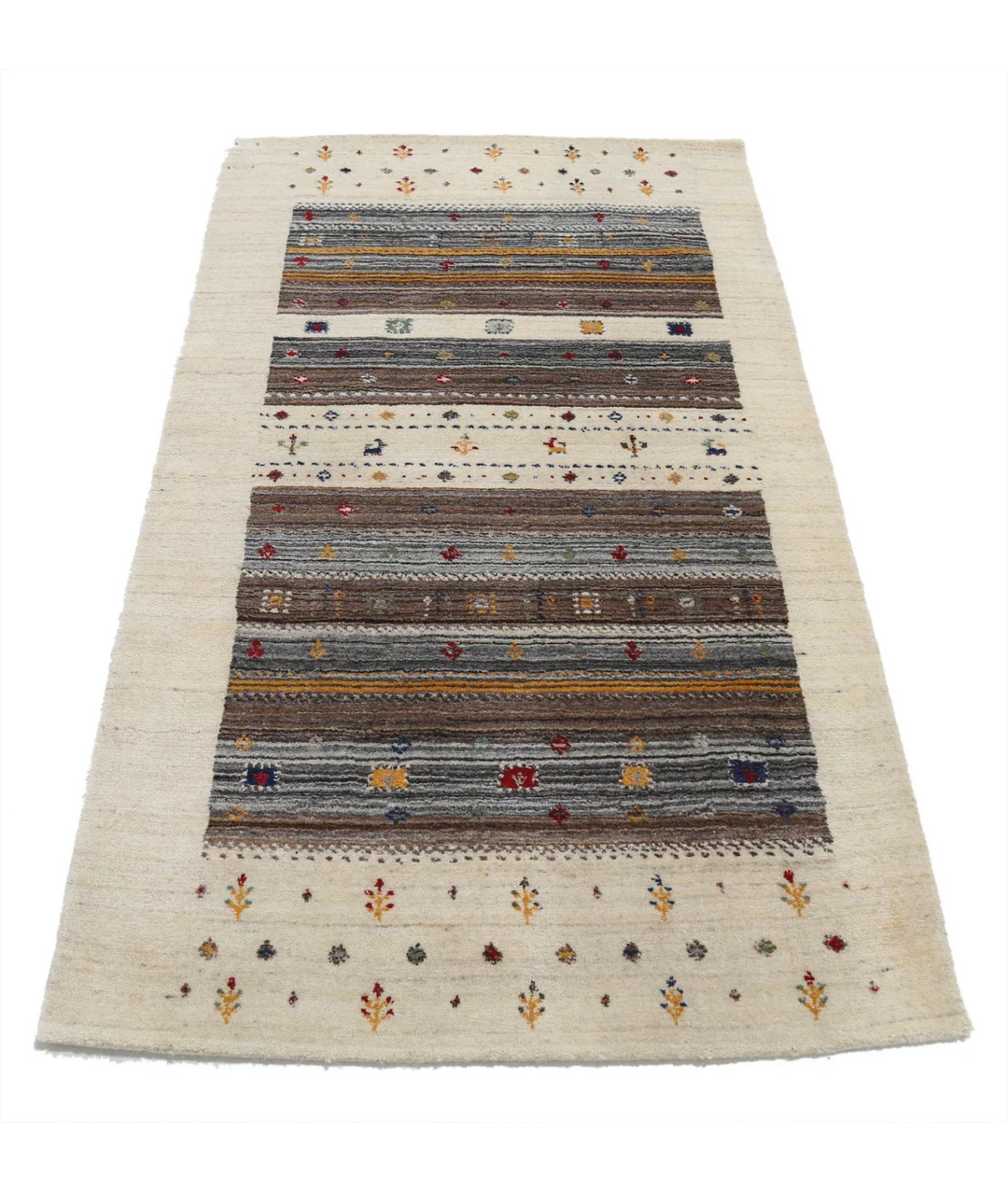 Ivory Indian Oriental Rug 3' 0" x 5' 3" Hand-Knotted pattern