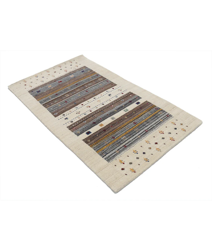 Hand Made Lori Wool Rug 3' 0" x 5' 2" - No. AT15305