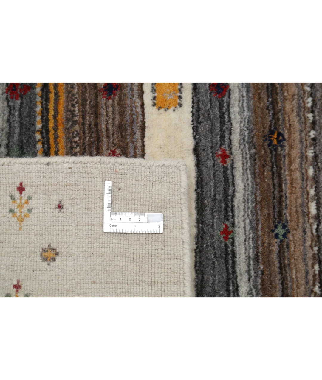 Ivory Indian Oriental Rug 3' 0" x 5' 3" Hand-Knotted detail