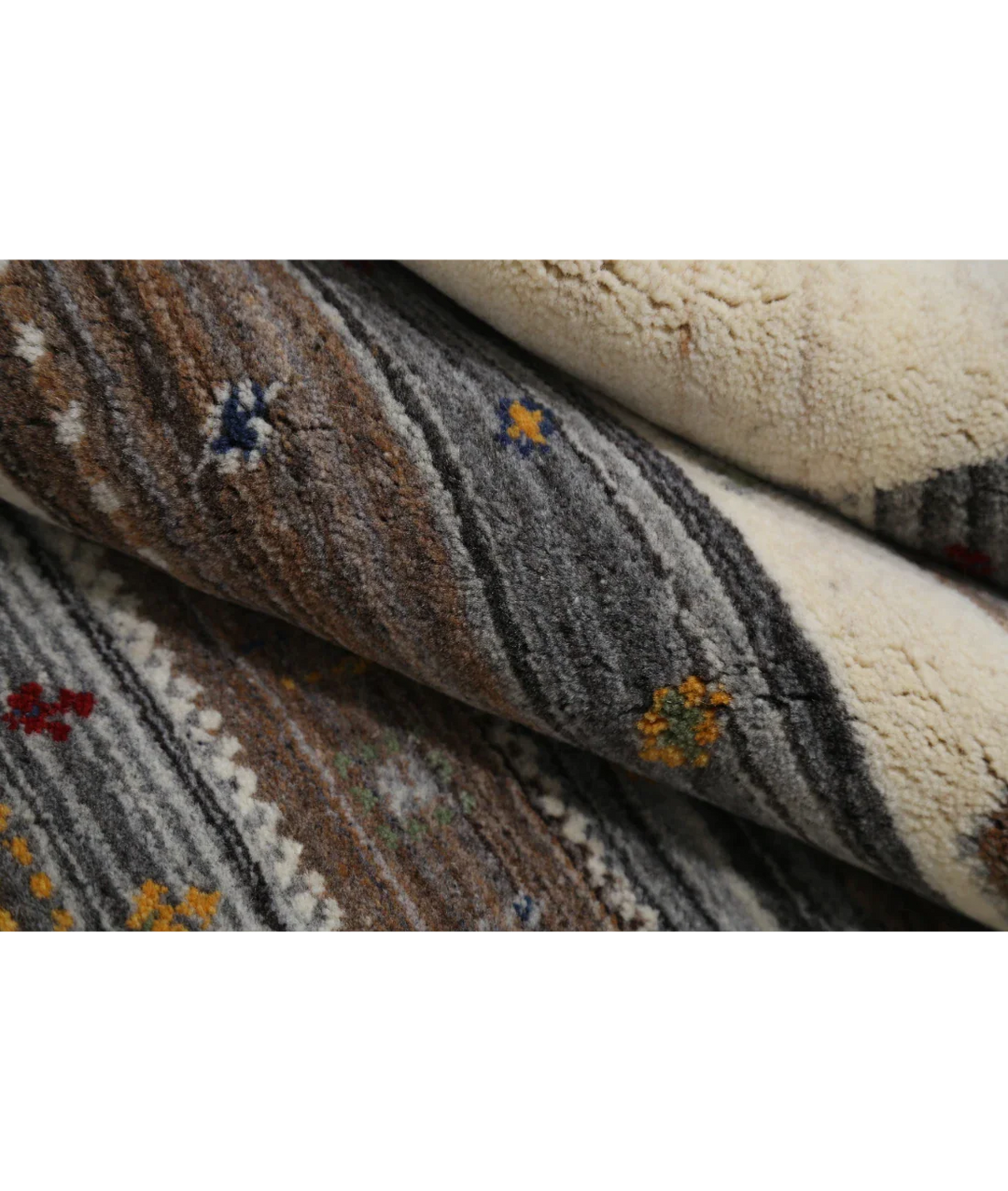 Hand Made Lori Wool Rug 3' 0" x 5' 2" - No. AT85294