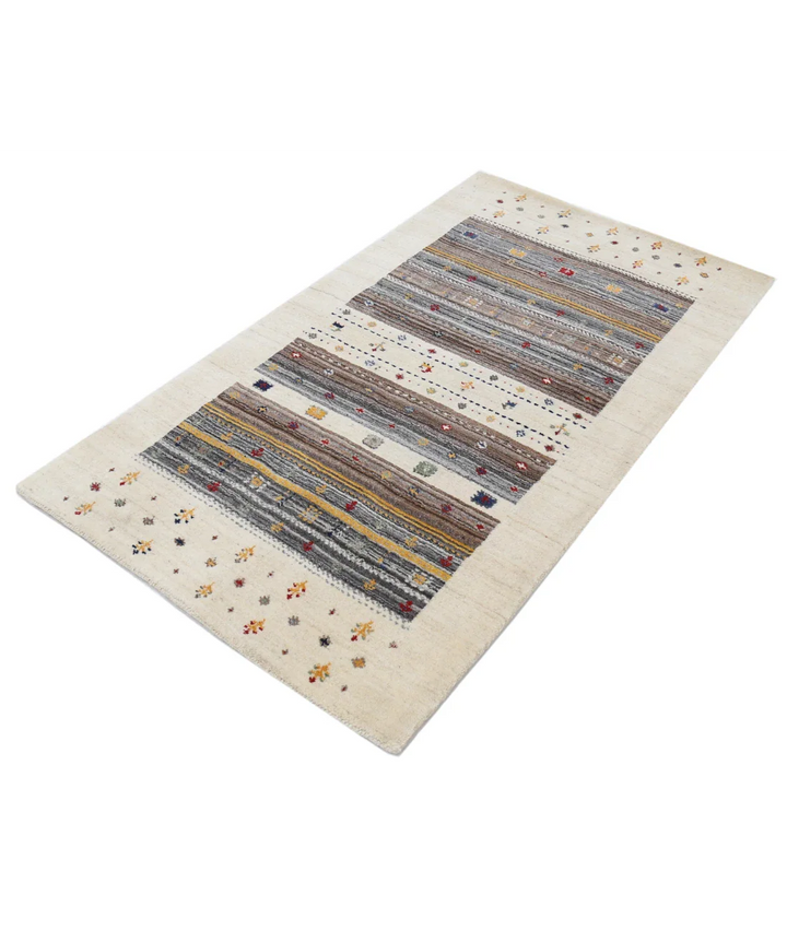 Ivory Indian Oriental Rug 2' 11" x 5' 2" Hand-Knotted field