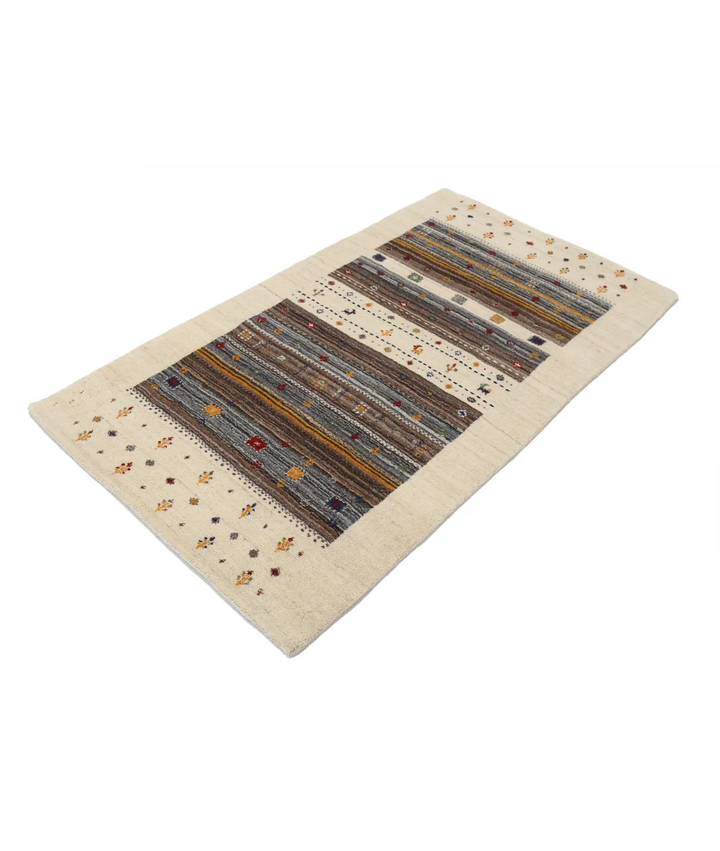 Ivory Indian Lori Rug 2' 11" x 5' 2" Hand-Knotted field