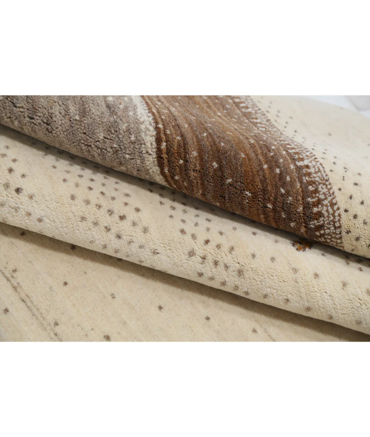 Hand Made Lori Wool Rug 5' 1" x 7' 4" - No. AT76571