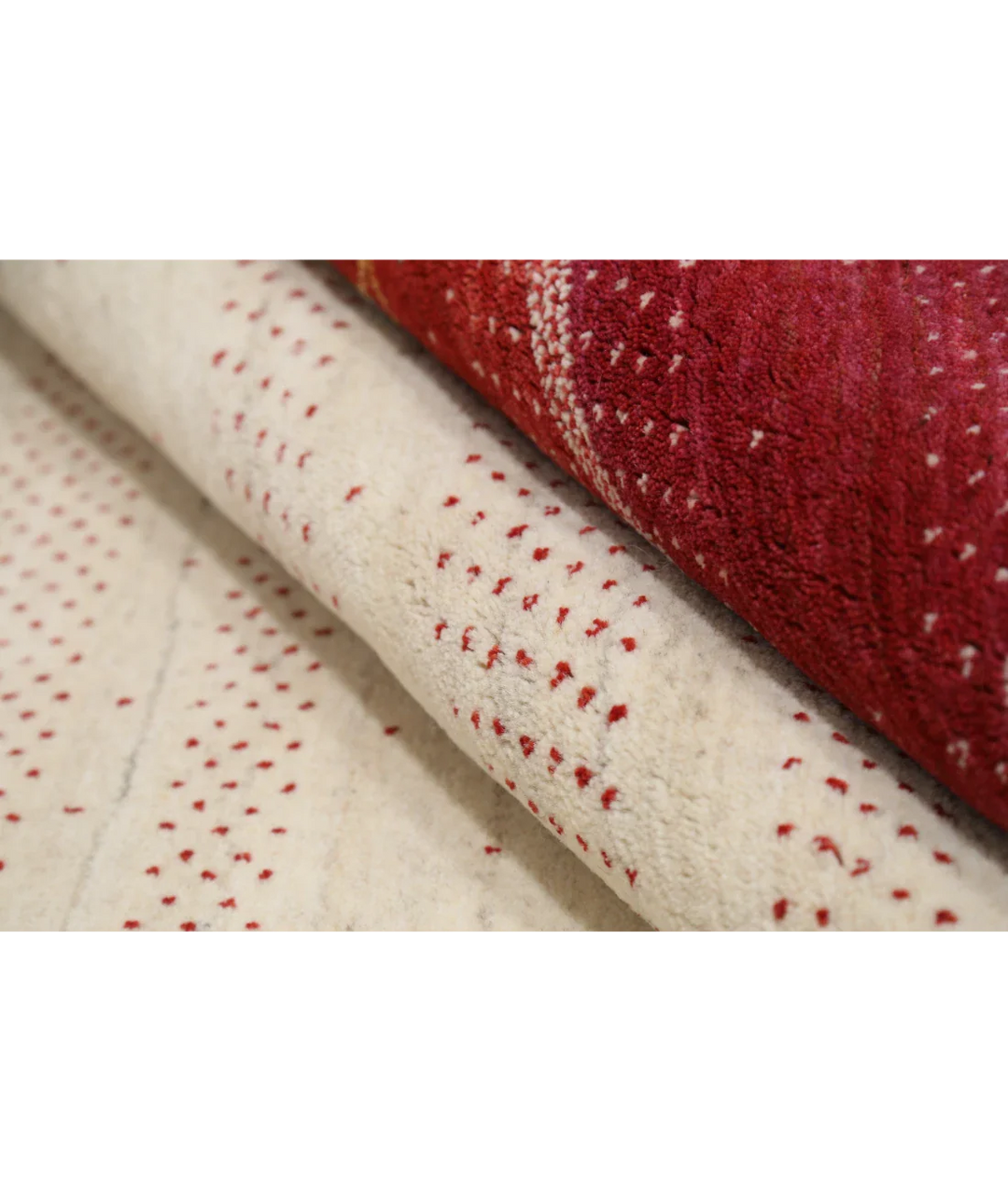 Hand Made Lori Wool Rug 5' 2" x 7' 6" - No. AT79355