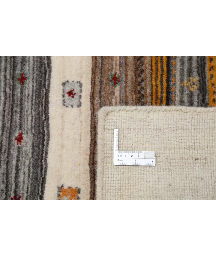 Ivory Indian Oriental Rug 3' 11" x 5' 8" Hand-Knotted detail