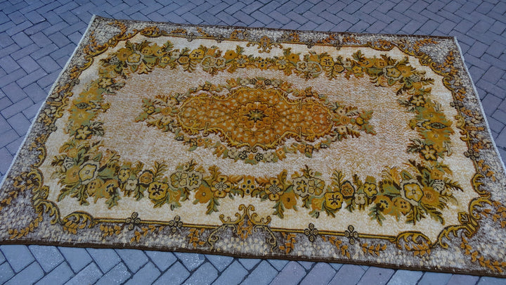 Turkish Oushak Rug 5'6" x 8'2" Hand-Knotted detail